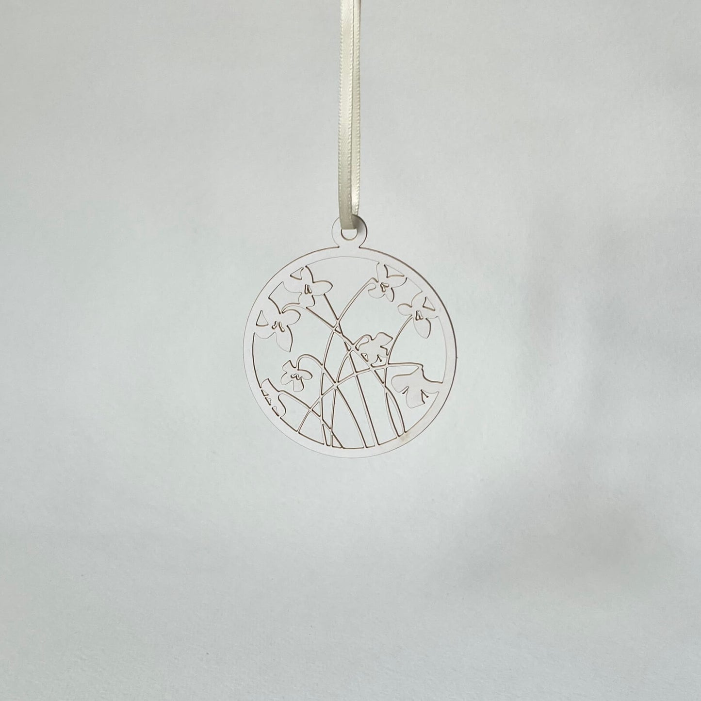 Filigraner Papierschmuck 'Veilchen' (Händler)