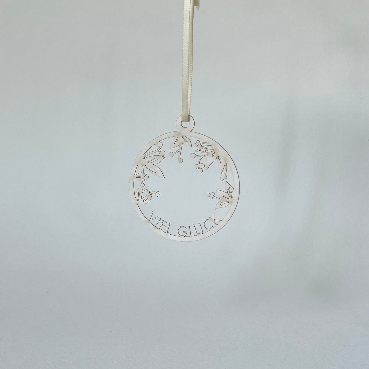 Filigraner Papierschmuck 'Viel Glück' (Händler)