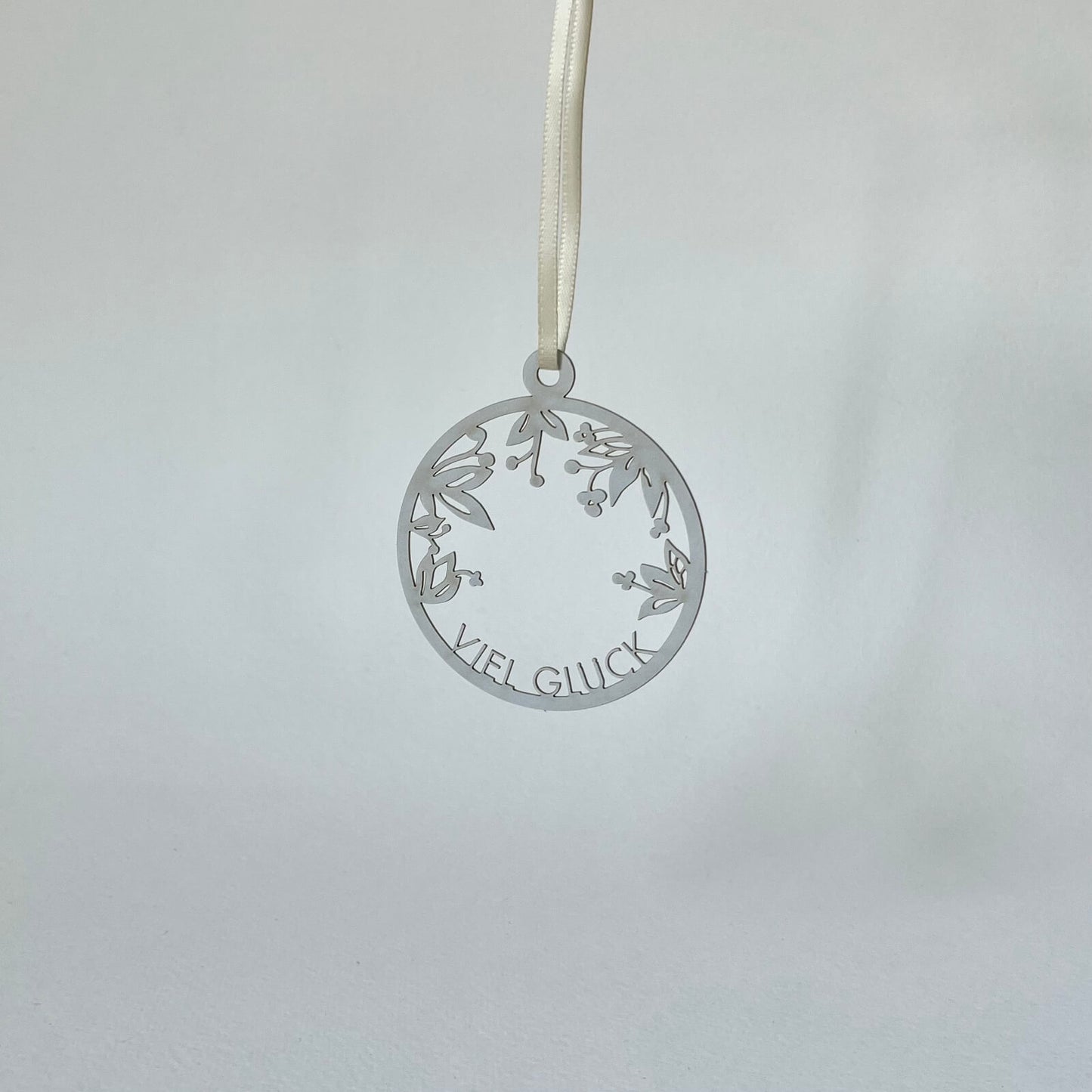 Filigraner Papierschmuck 'Viel Glück' (Händler)
