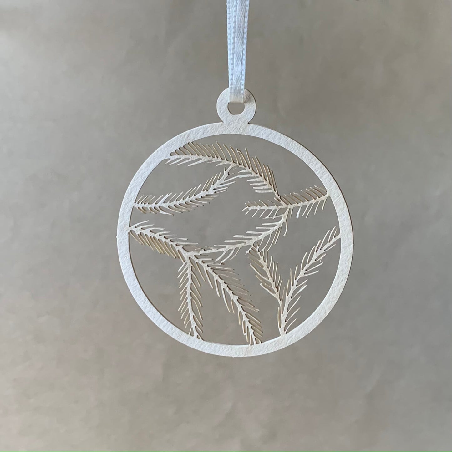 WS05 Filigraner Papierschmuck 'Zweige' (Händler)