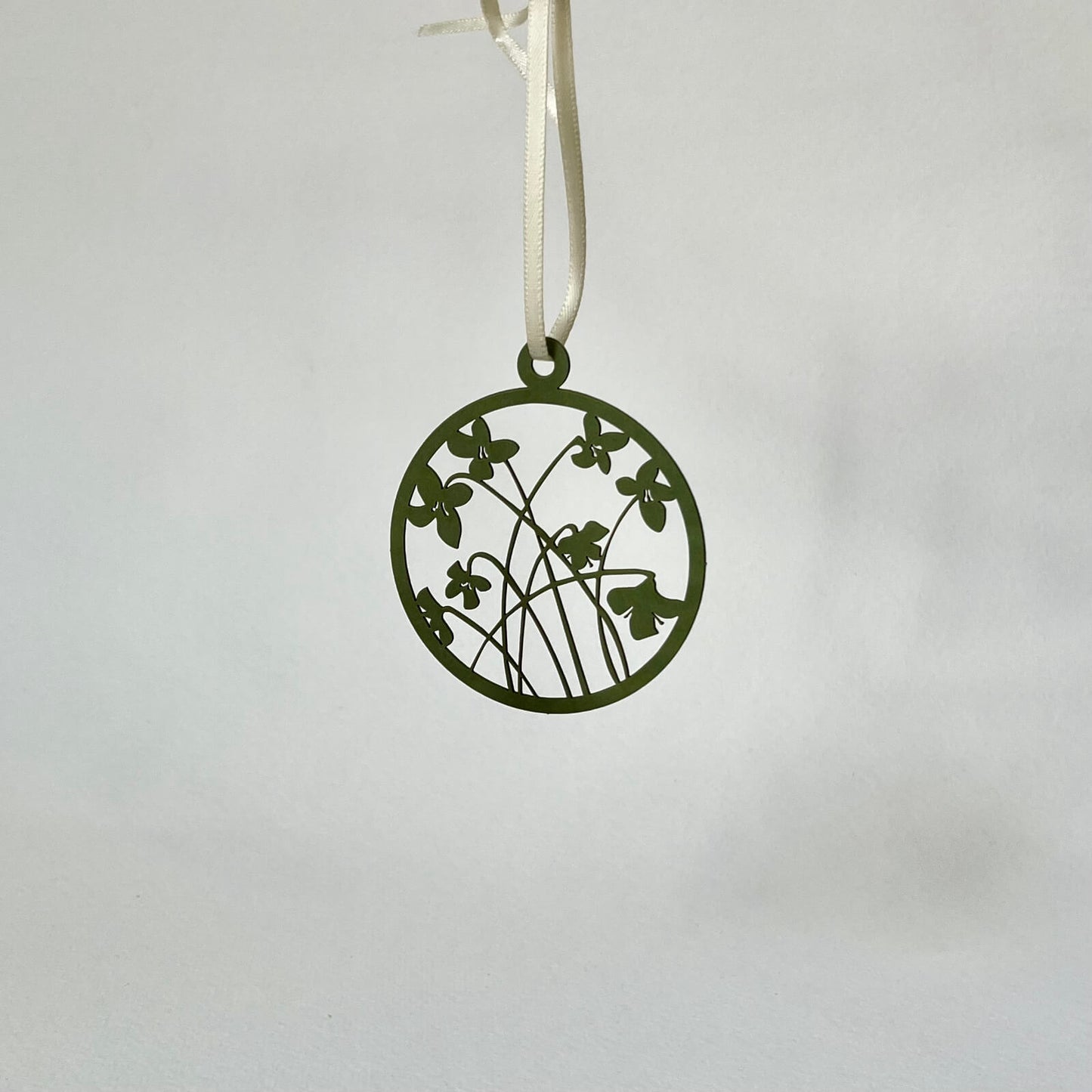 Filigraner Papierschmuck 'Veilchen' (Händler)