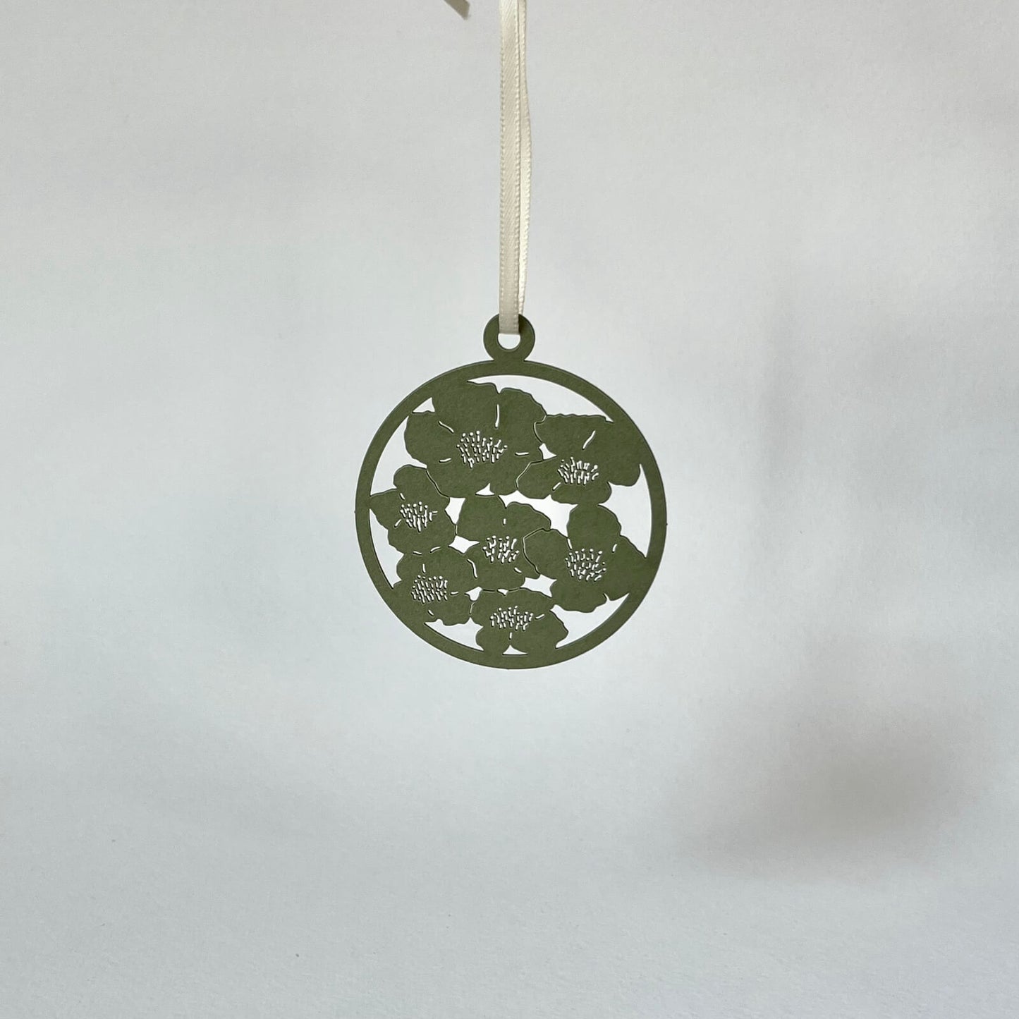 Filigraner Papierschmuck 'Anemonen' (Händler)