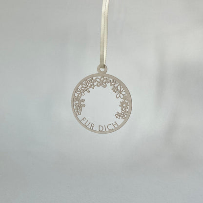 Filigree paper jewelry 'For you' (retailer)
