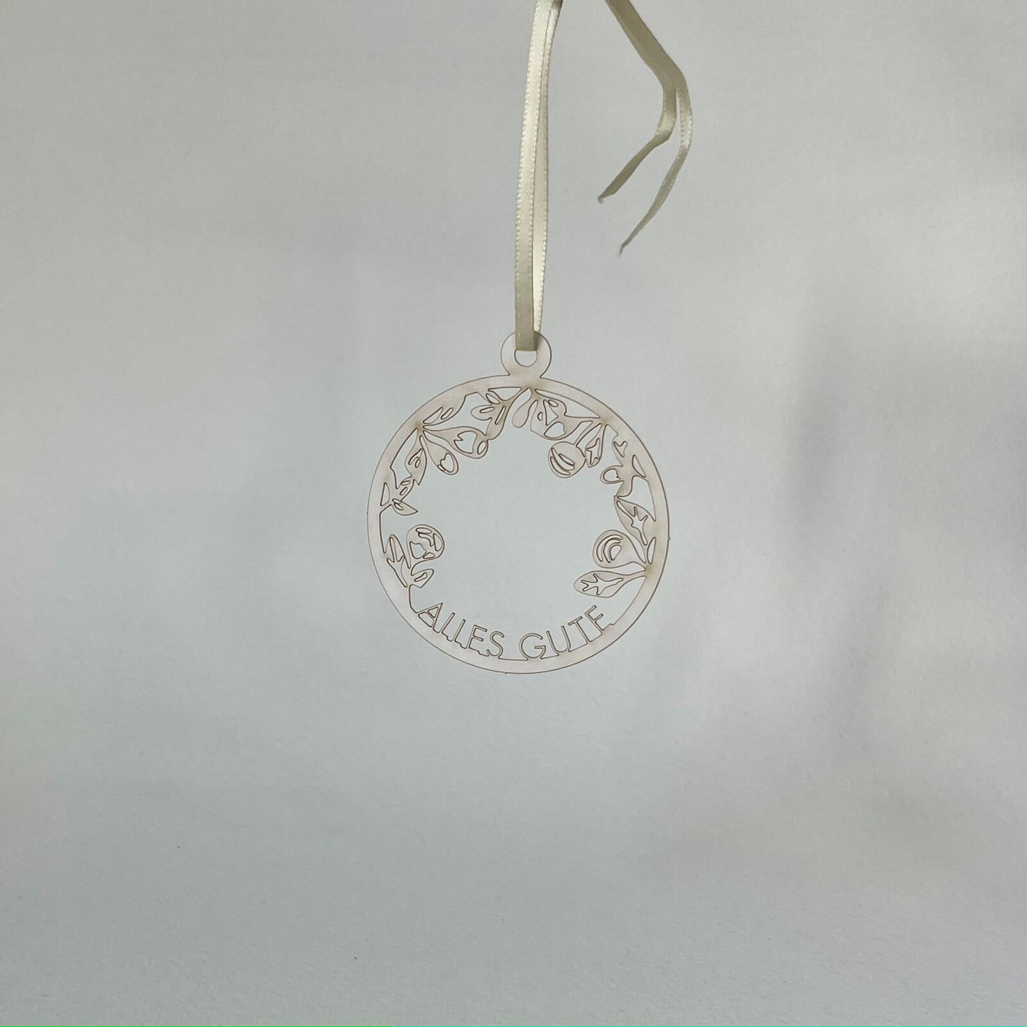 Filigraner Papierschmuck 'Alles Gute' (Händler)
