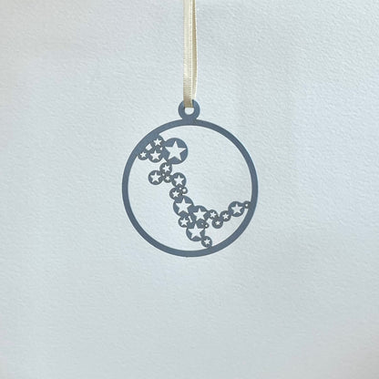 Filigraner Papierschmuck 'Sterne'