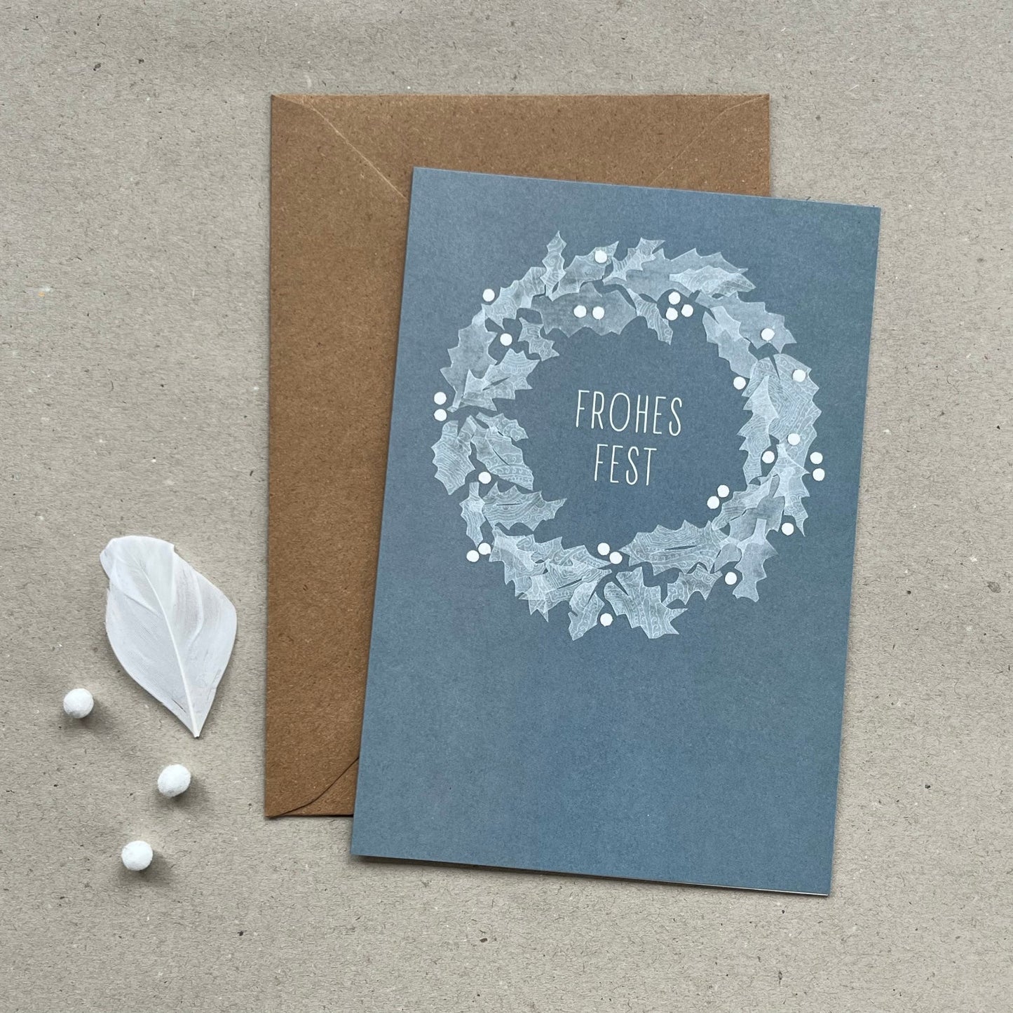 folding card holly wreath
